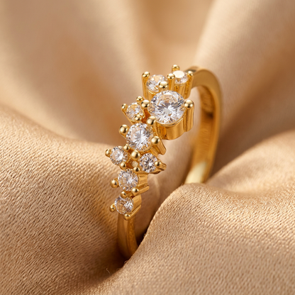 Bague Cascade Cristaux Doré