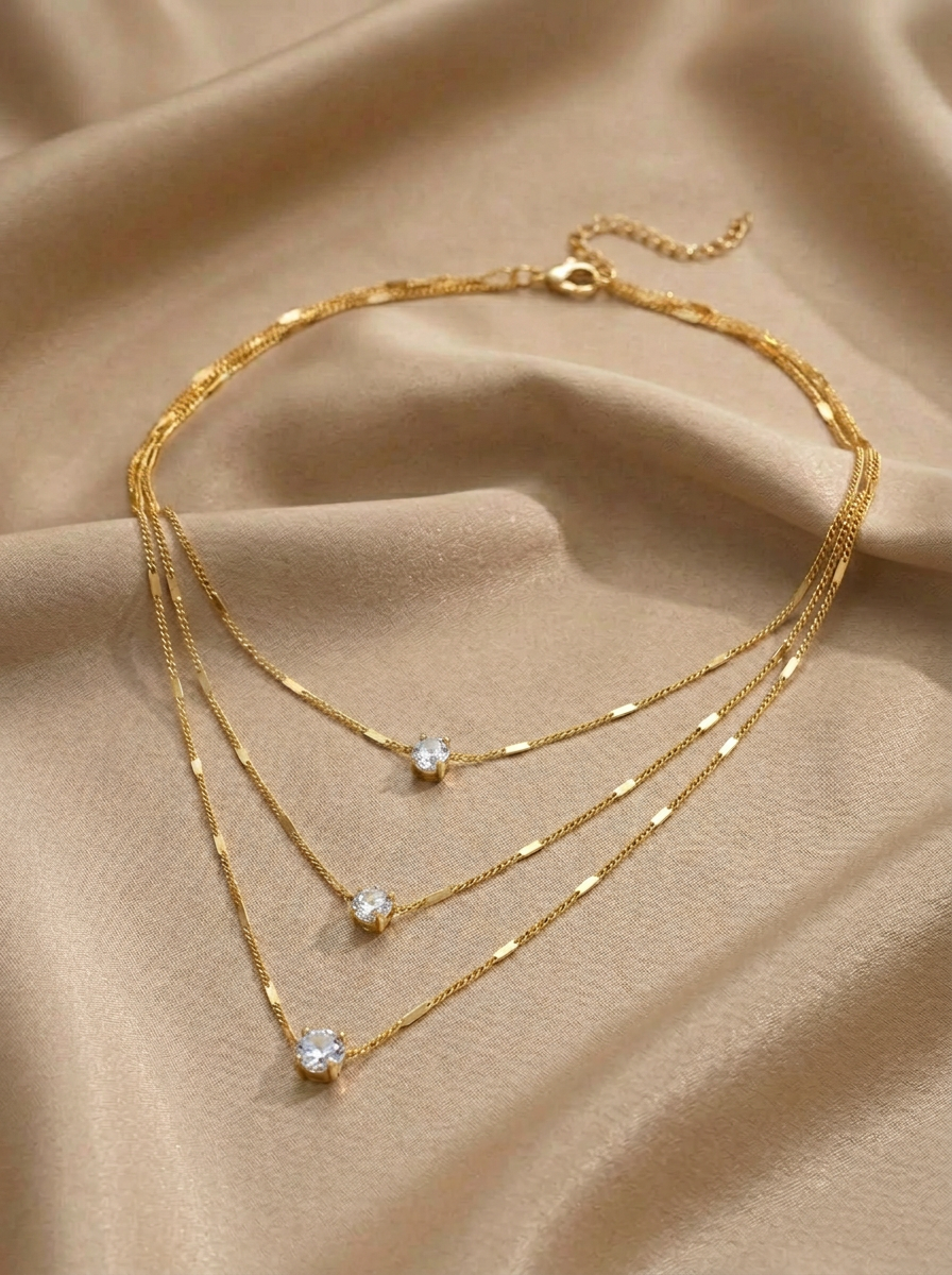 Collier Triple Rang Cristaux Doré