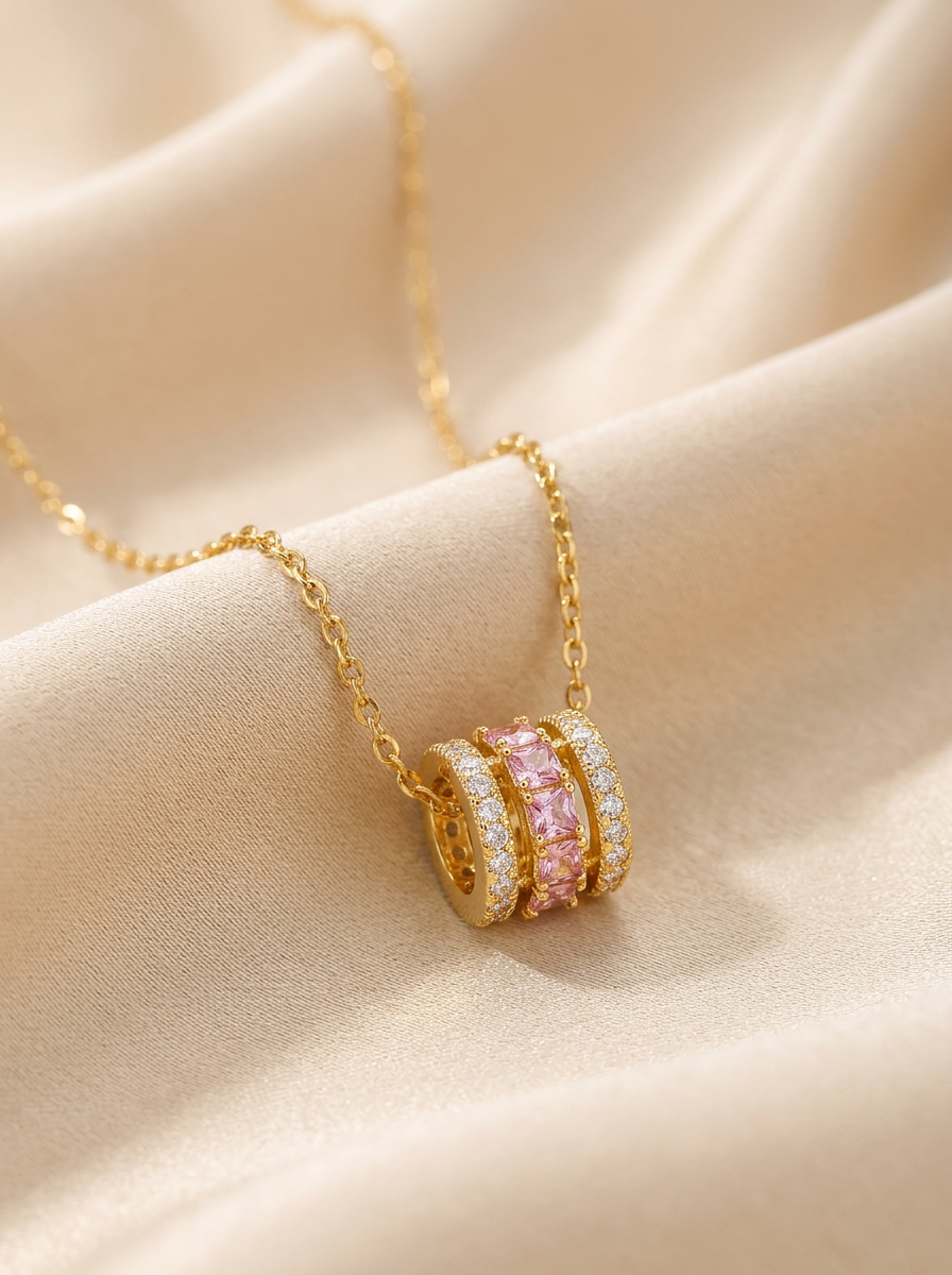 Collier Cylindre Cristaux Roses Doré