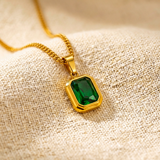 Collier Émeraude Doré Écrin